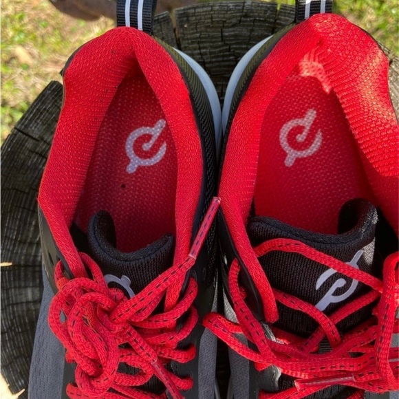 Peloton sneakers like new circuit runner ladies or unisex sneaker size 11 - Picture 3 of 8